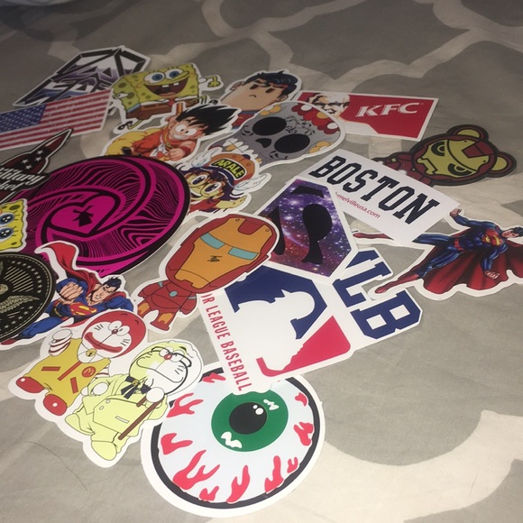 8 mystery stickers 👻 - Picture 3 of 3